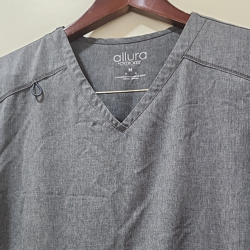 Cherokee Allura Gray Scrub Top - Picture 4 of 6